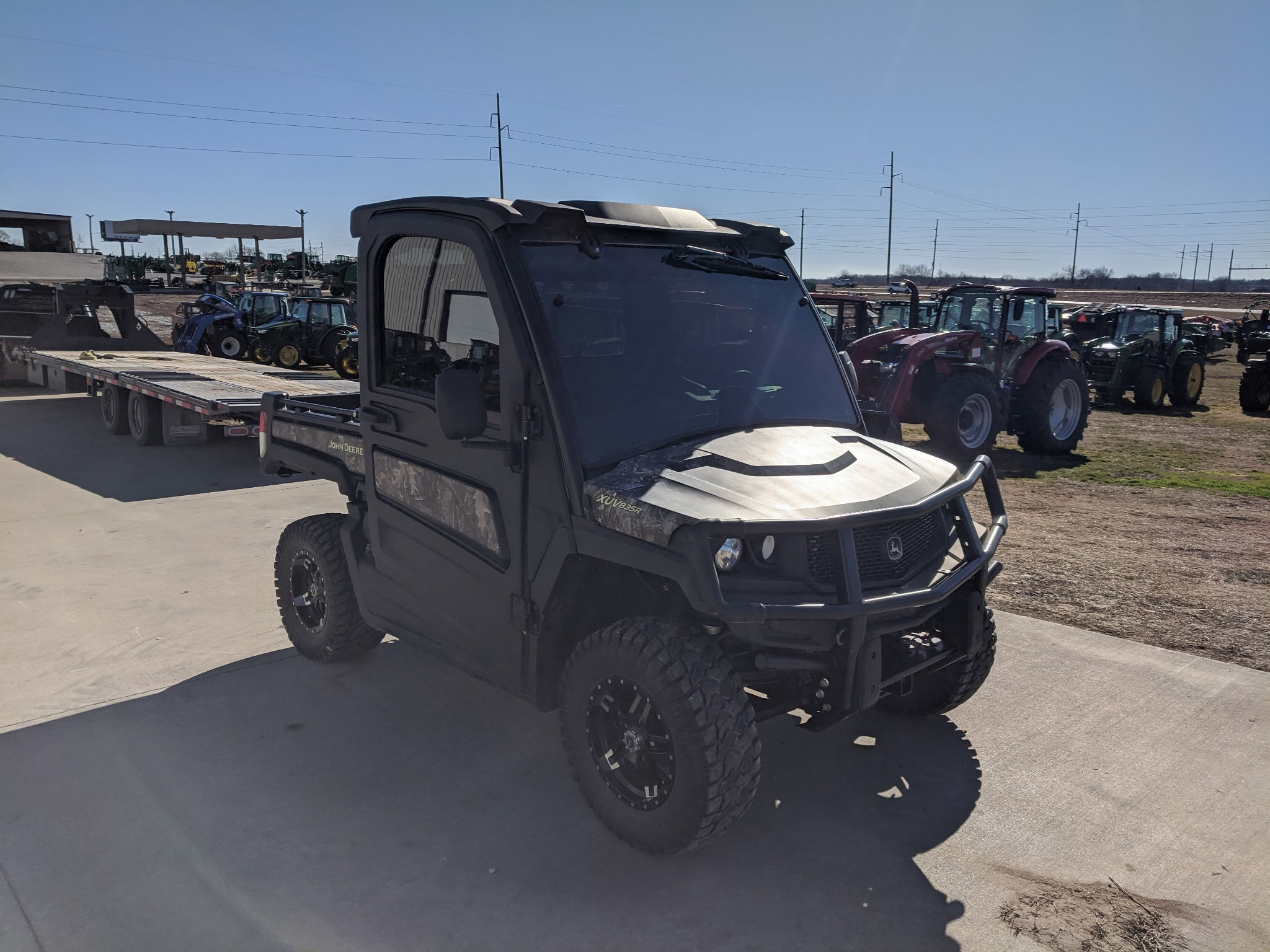  2023 John Deere XUV 835R at Heritage Tractor in Rogersville, MO