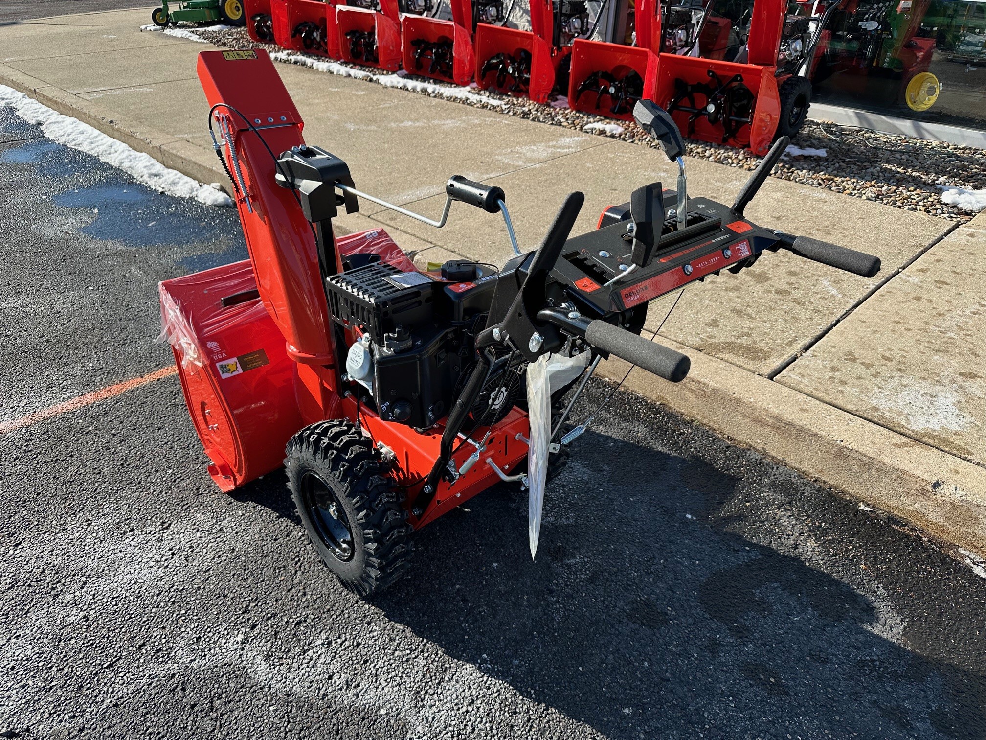 Ariens Deluxe 28 Image 3