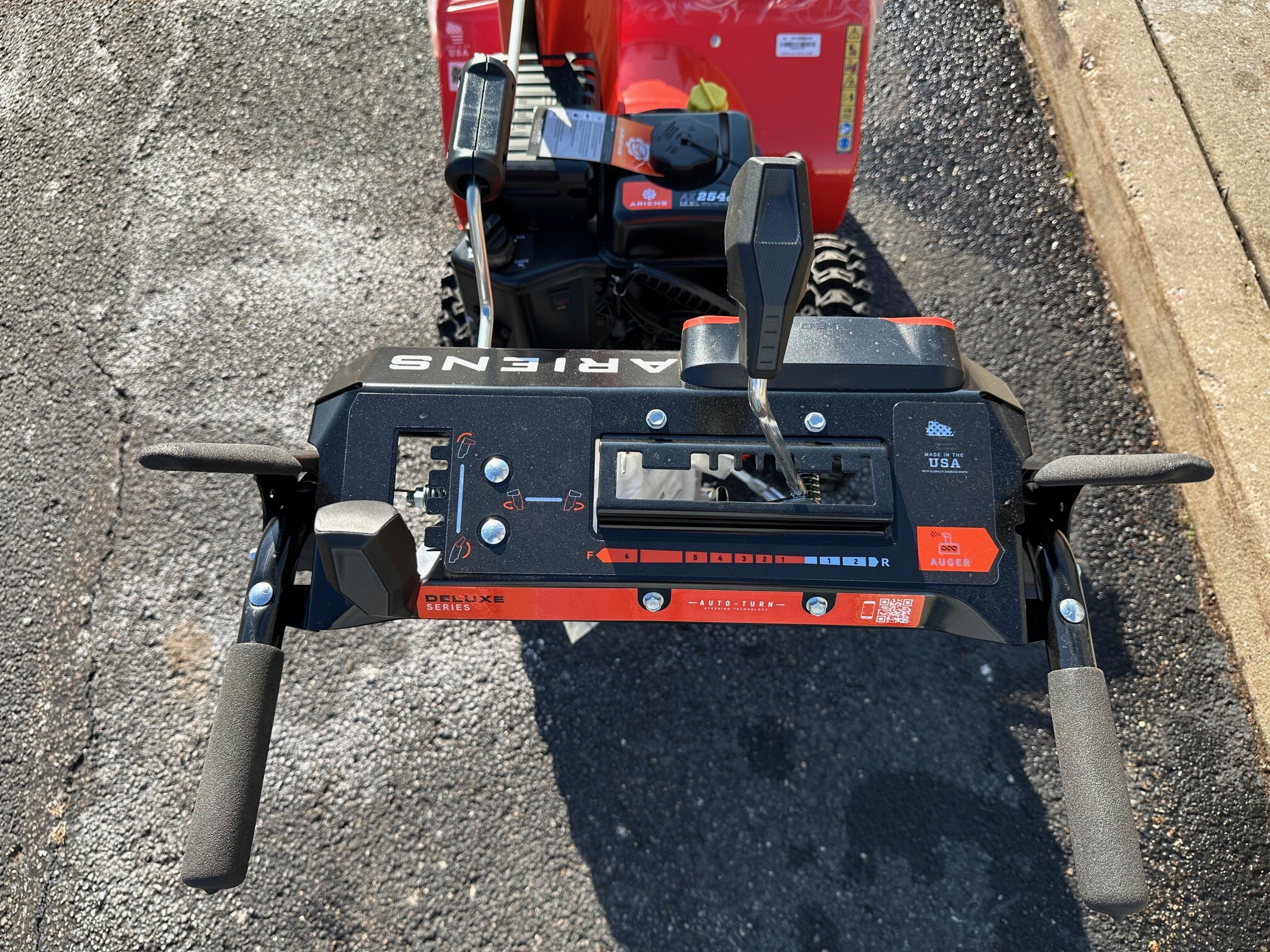 Ariens Deluxe 28 Image 6