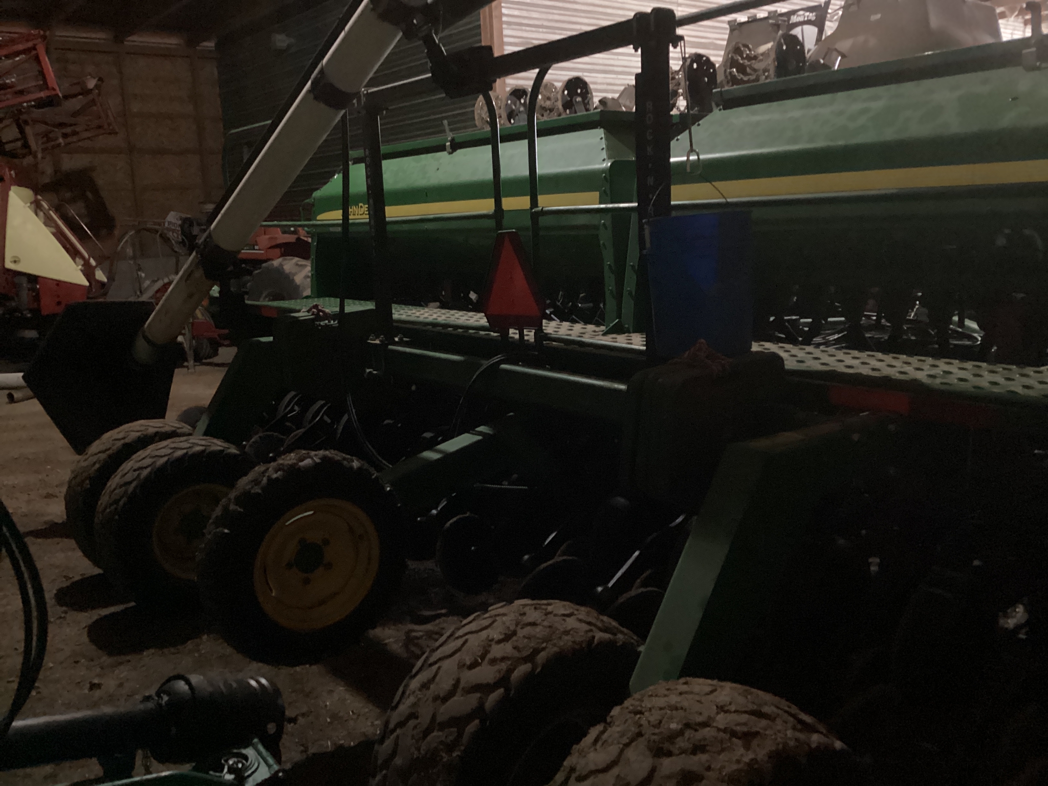 2005 John Deere 1590 Image 3