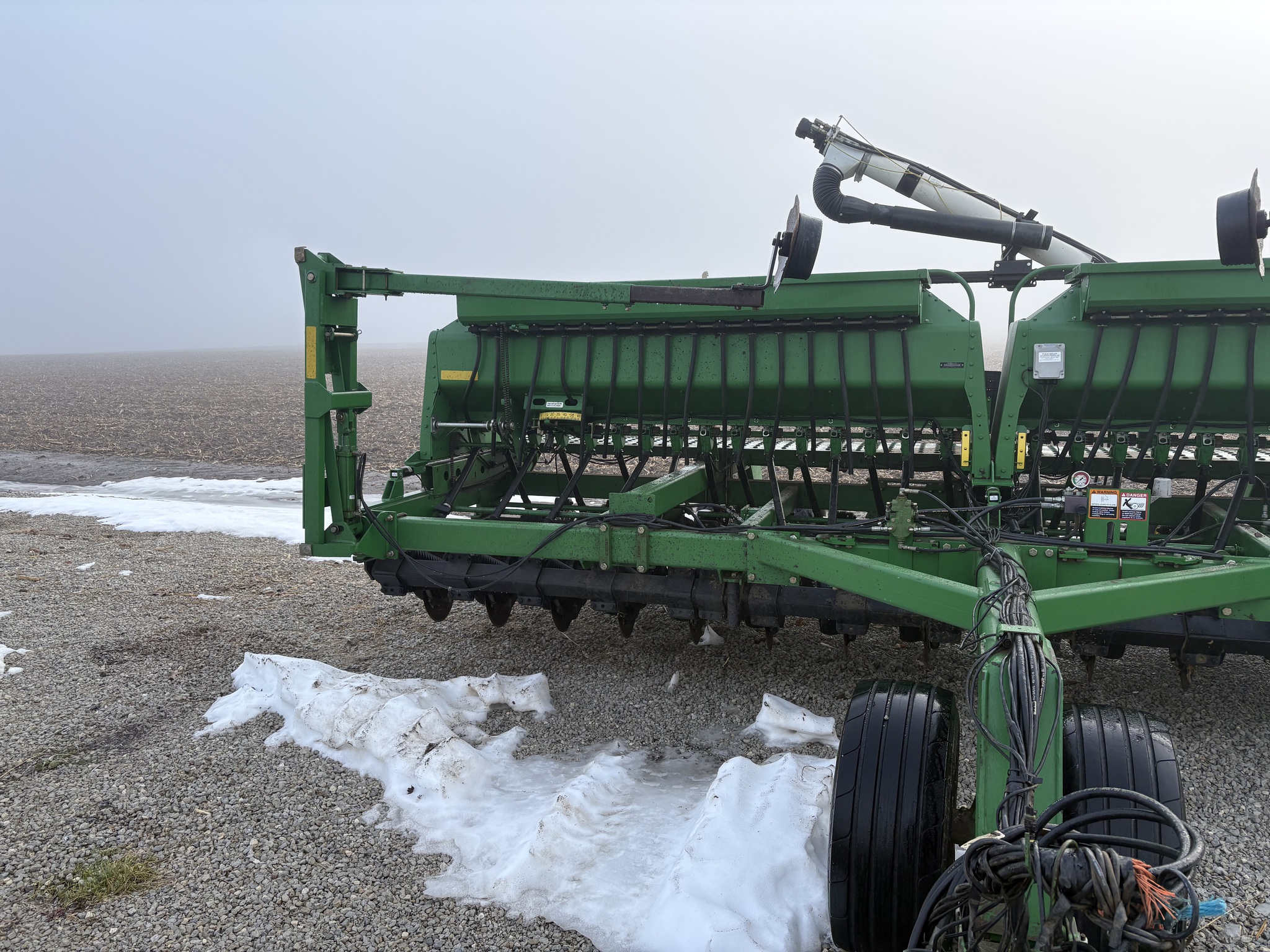 2005 John Deere 1590 Image 4