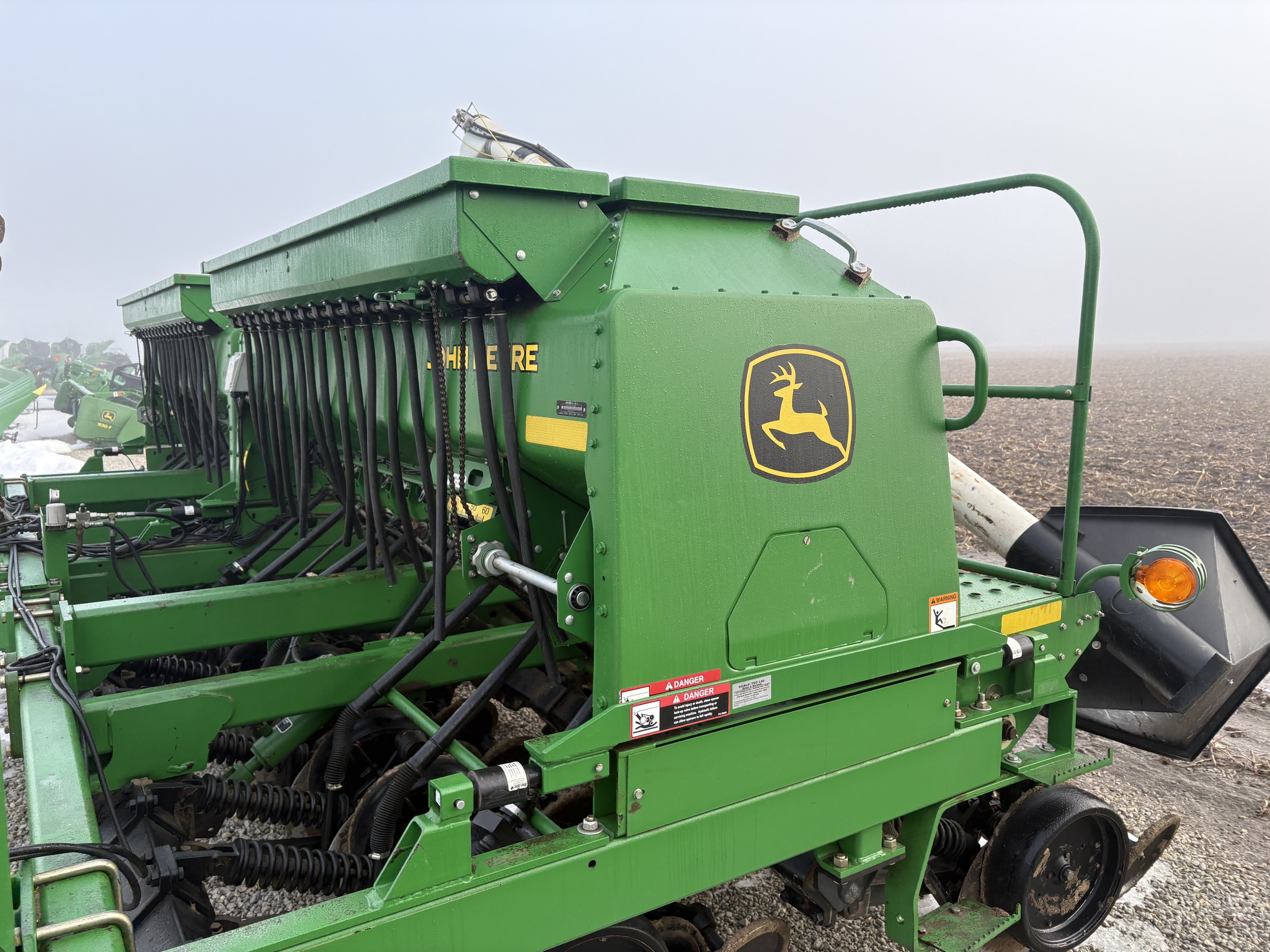 2005 John Deere 1590 Image 16