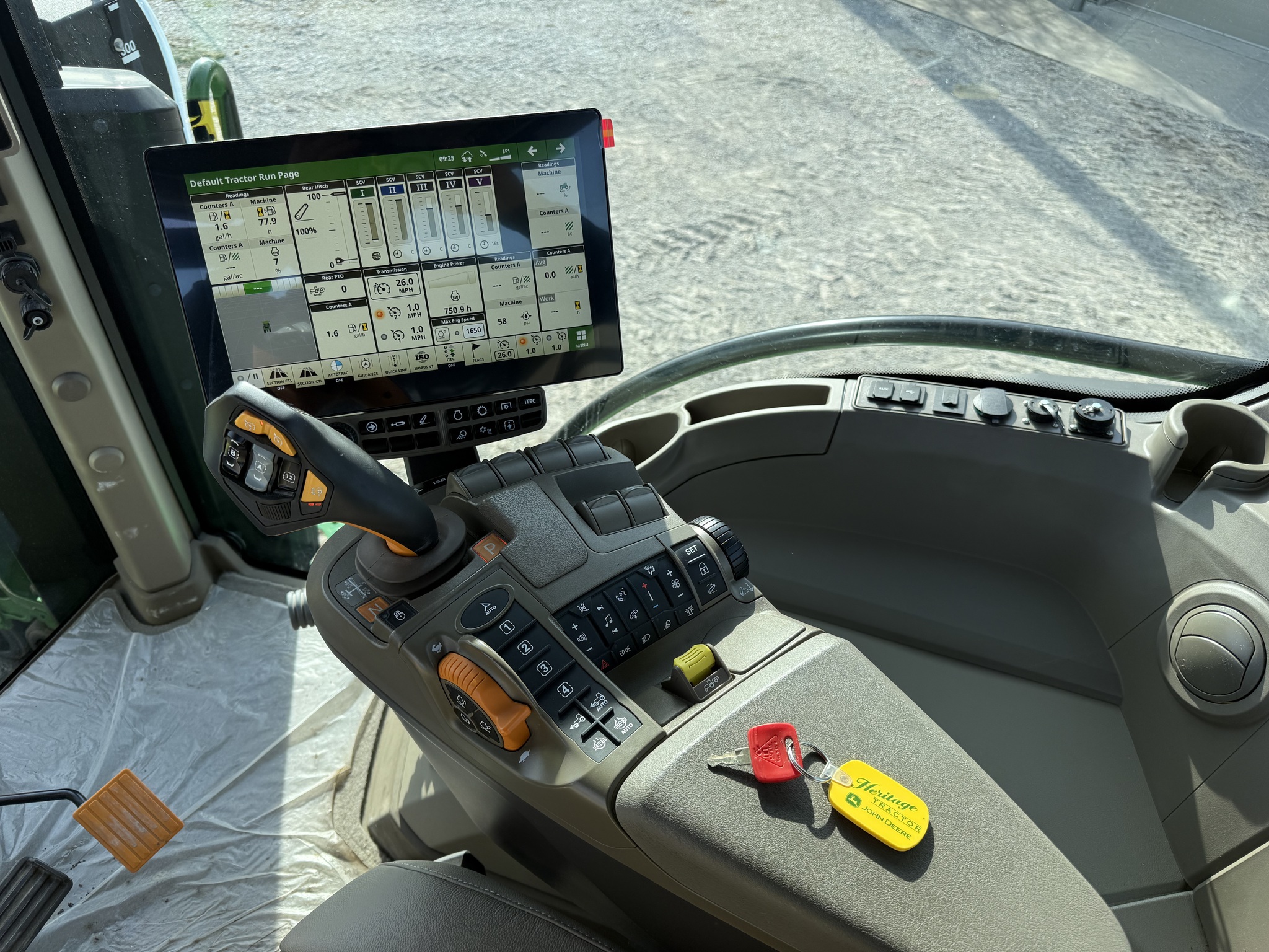  2021 John Deere 8RX 370 at Heritage Tractor in Pontiac, IL
