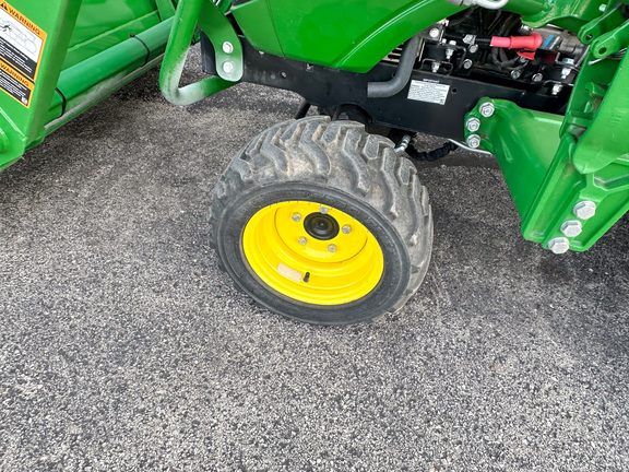 2022 John-Deere 1023E