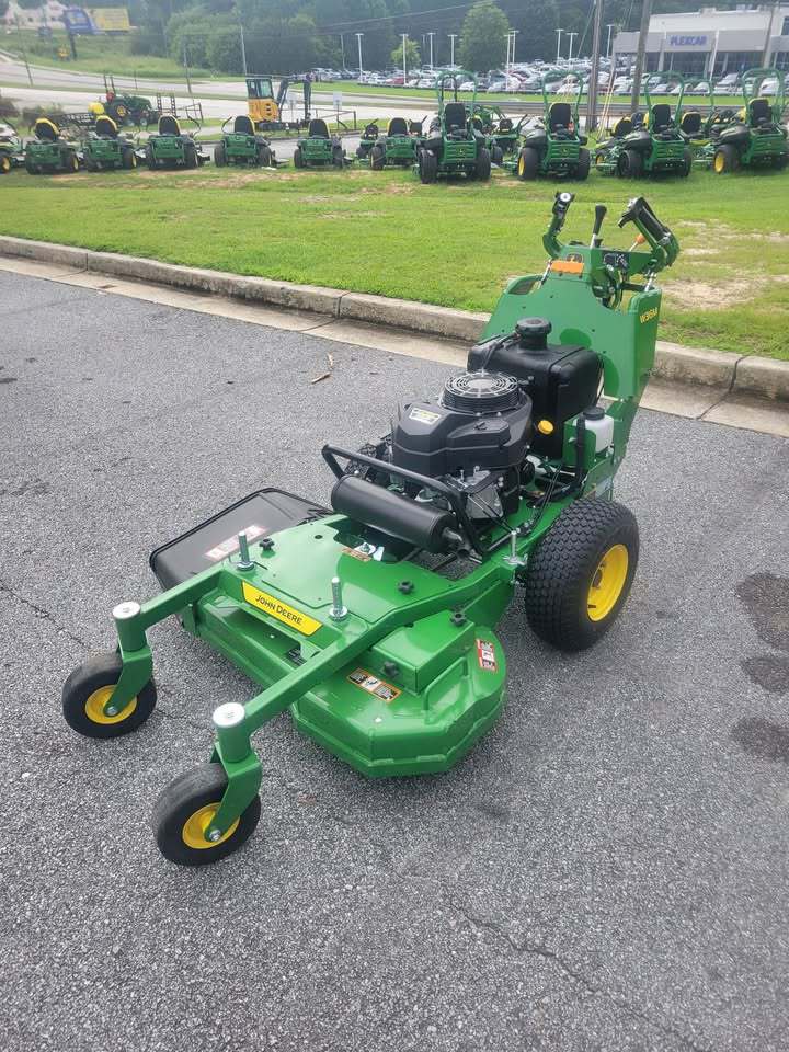 2025 John Deere W36M Image 2