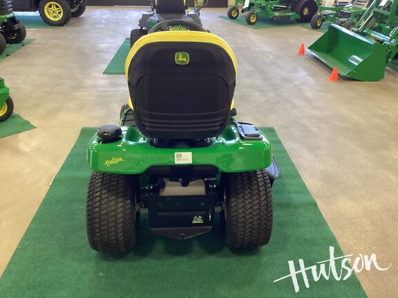 Photo of 2025 John Deere X370