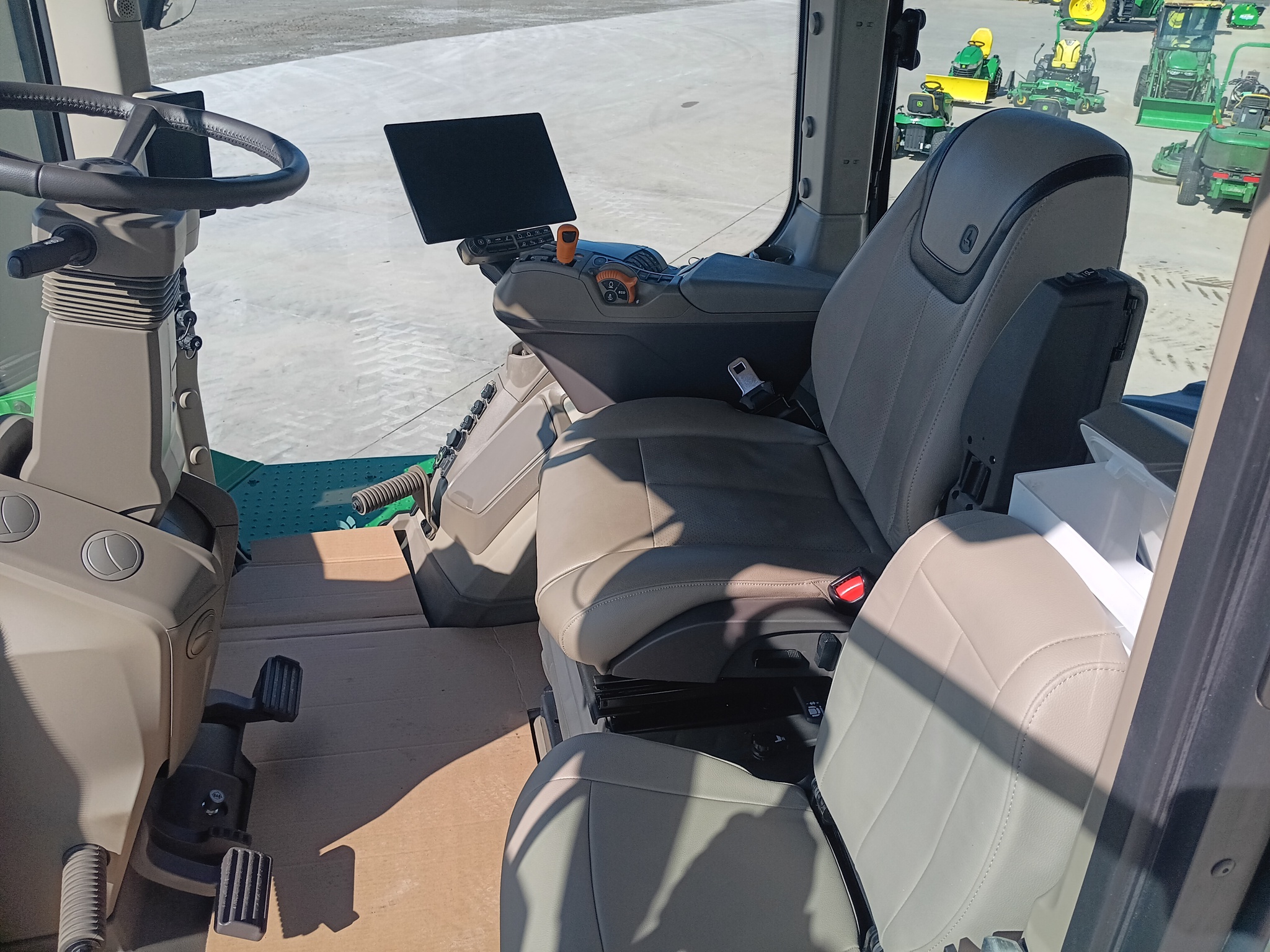 2025 John Deere 9RX 640 Image 9