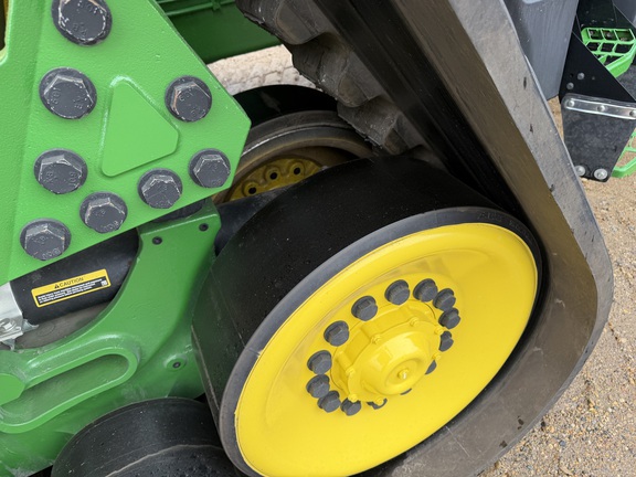 2025 John Deere 9RX 710 - Photo13