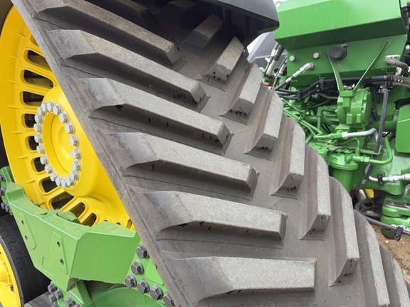 2025 John Deere 9RX 710 - Photo17