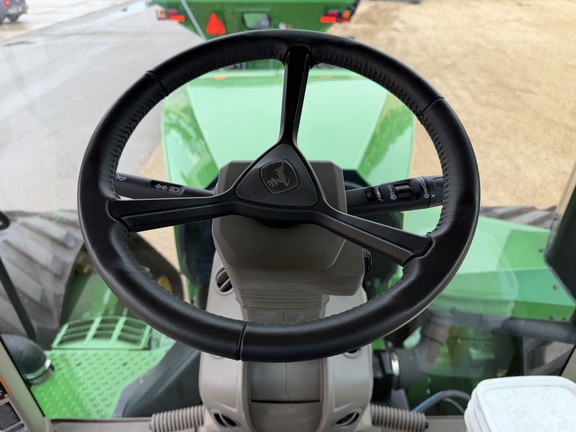 2025 John Deere 9RX 710 - Photo31