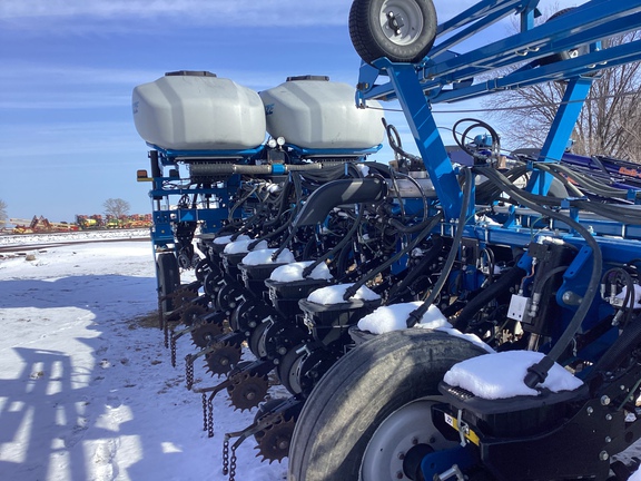  Kinze 4900 - Photo3