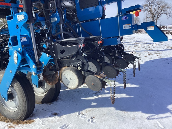  Kinze 4900 - Photo10