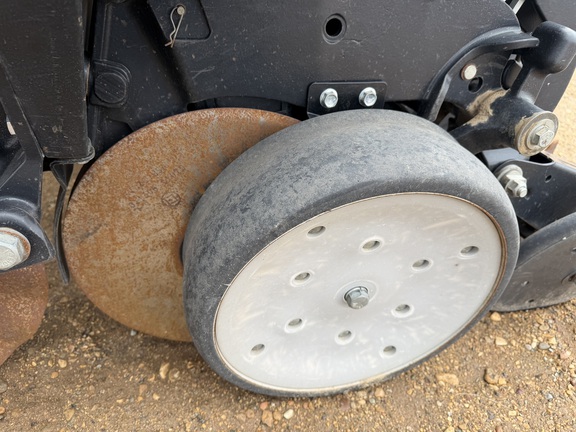  Kinze 4900 - Photo15