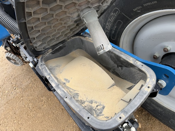  Kinze 4900 - Photo19