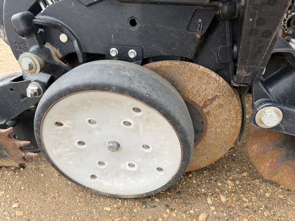  Kinze 4900 - Photo24