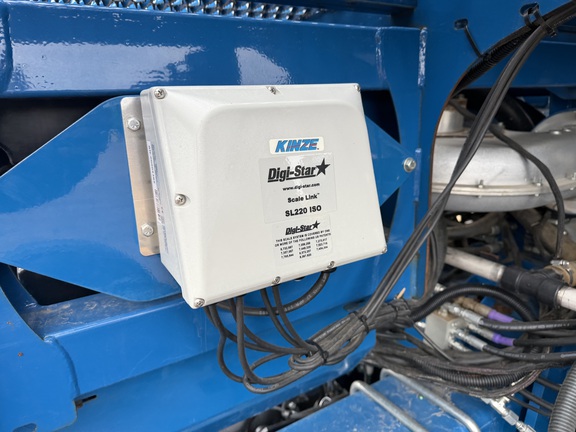  Kinze 4900 - Photo34