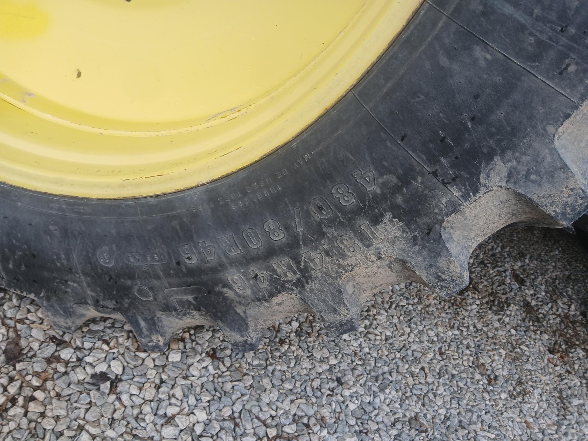 2013 John Deere 7230R Image 7