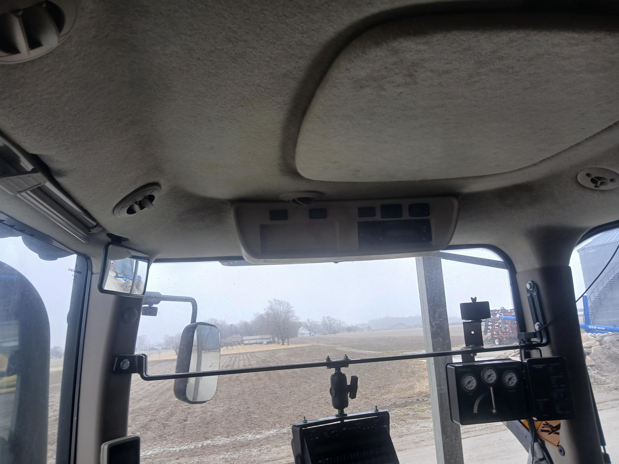 2013 John Deere 7230R Image 12