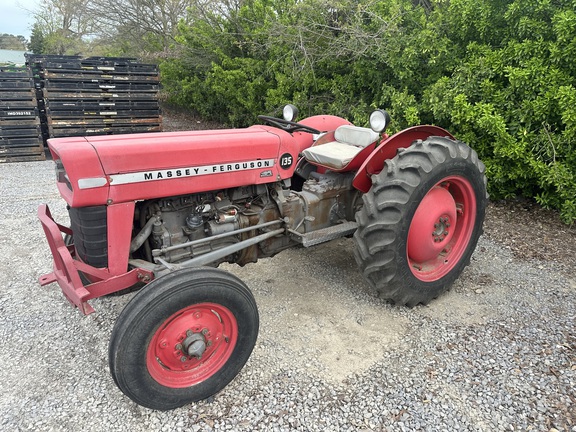 1965 Massey Ferguson 135