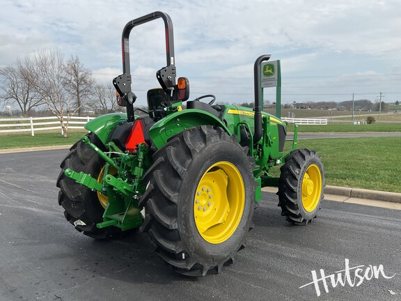 Photo of 2025 John Deere 5060E