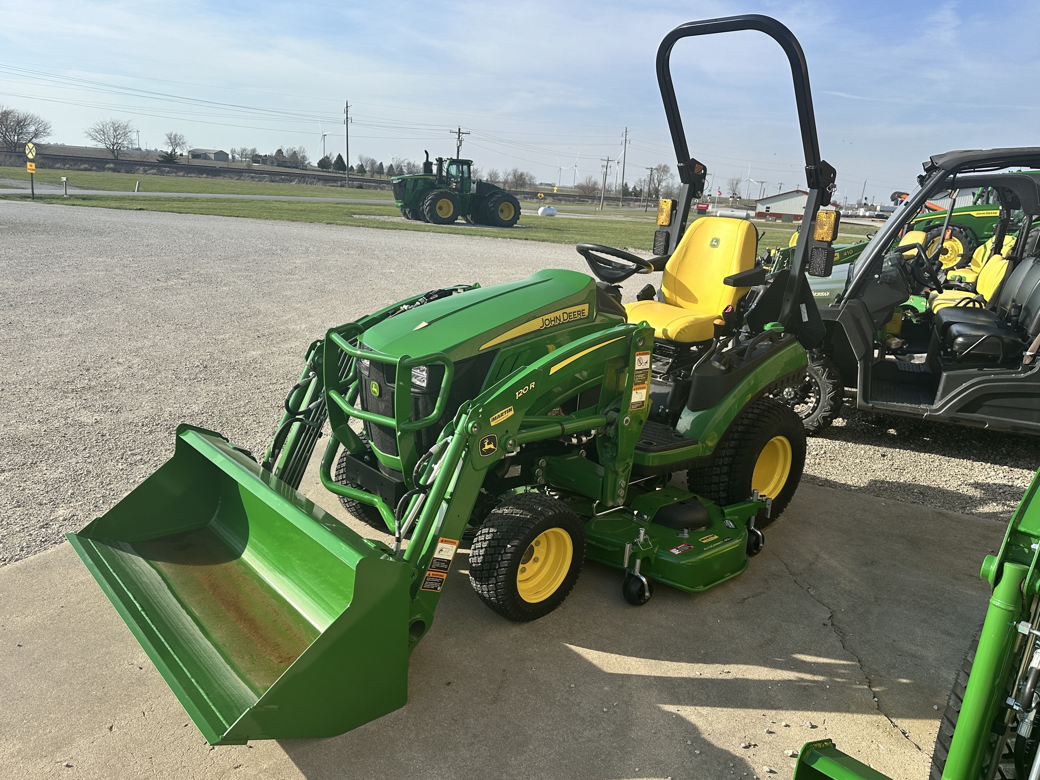  2024 John Deere 1025R at Heritage Tractor in Lexington, IL