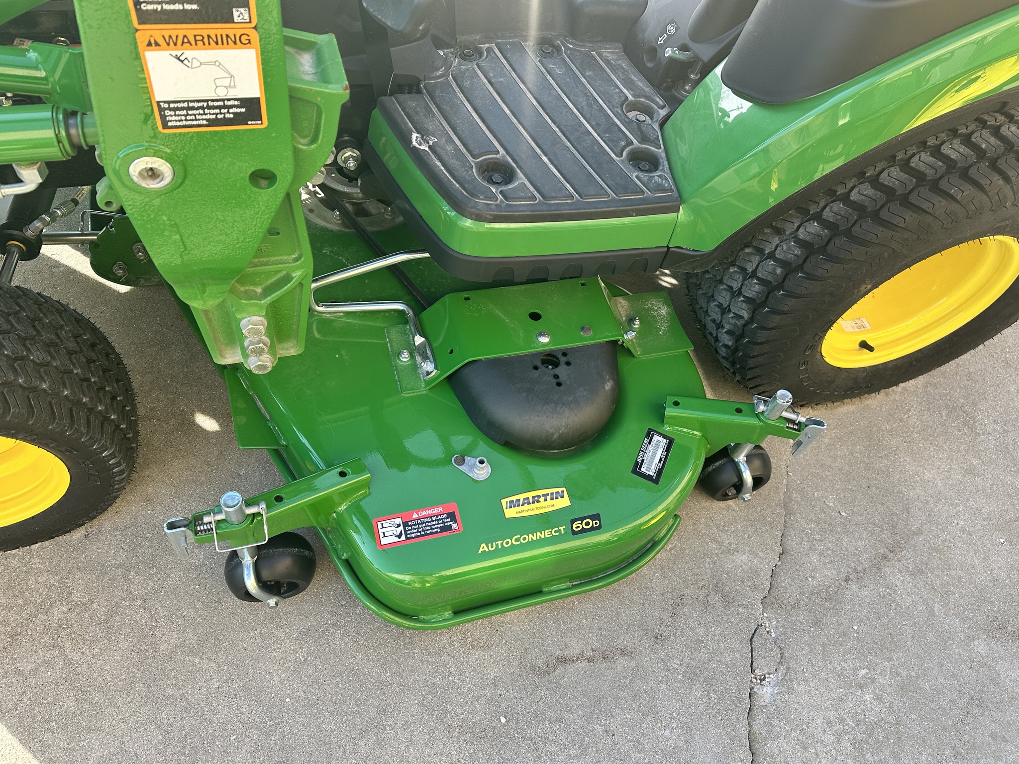  2024 John Deere 1025R at Heritage Tractor in Lexington, IL