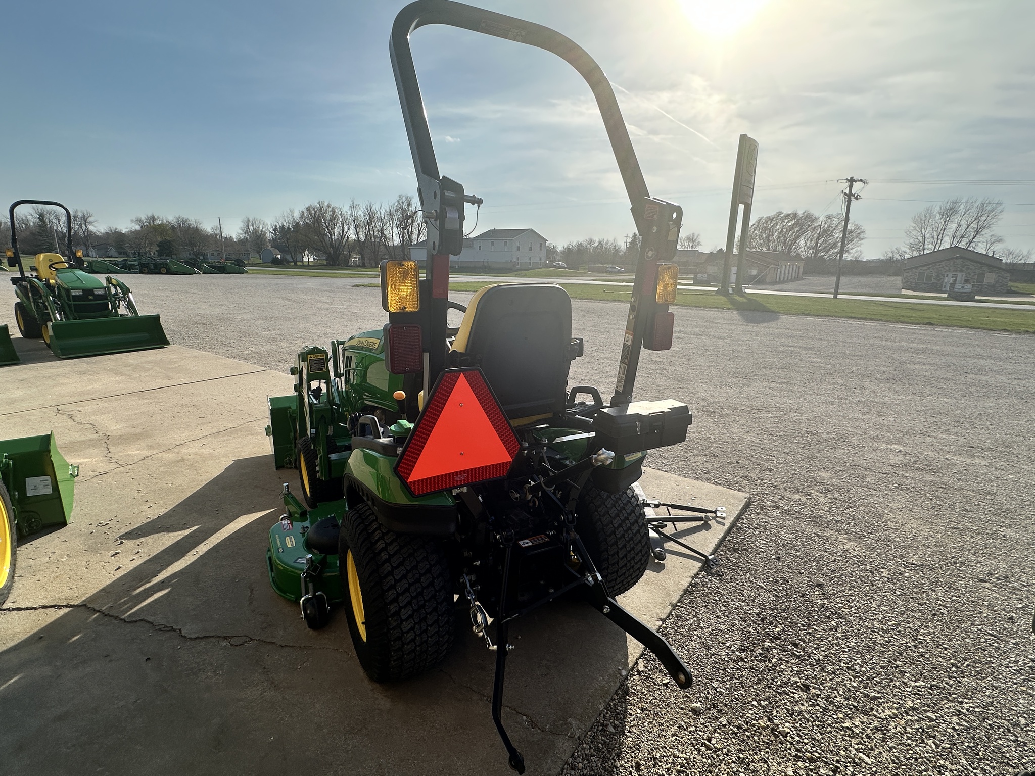  2024 John Deere 1025R at Heritage Tractor in Lexington, IL