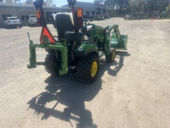 2025 John Deere 1025R Photo 6