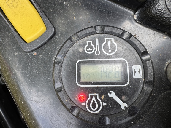 2022 John Deere Z950R Photo 5