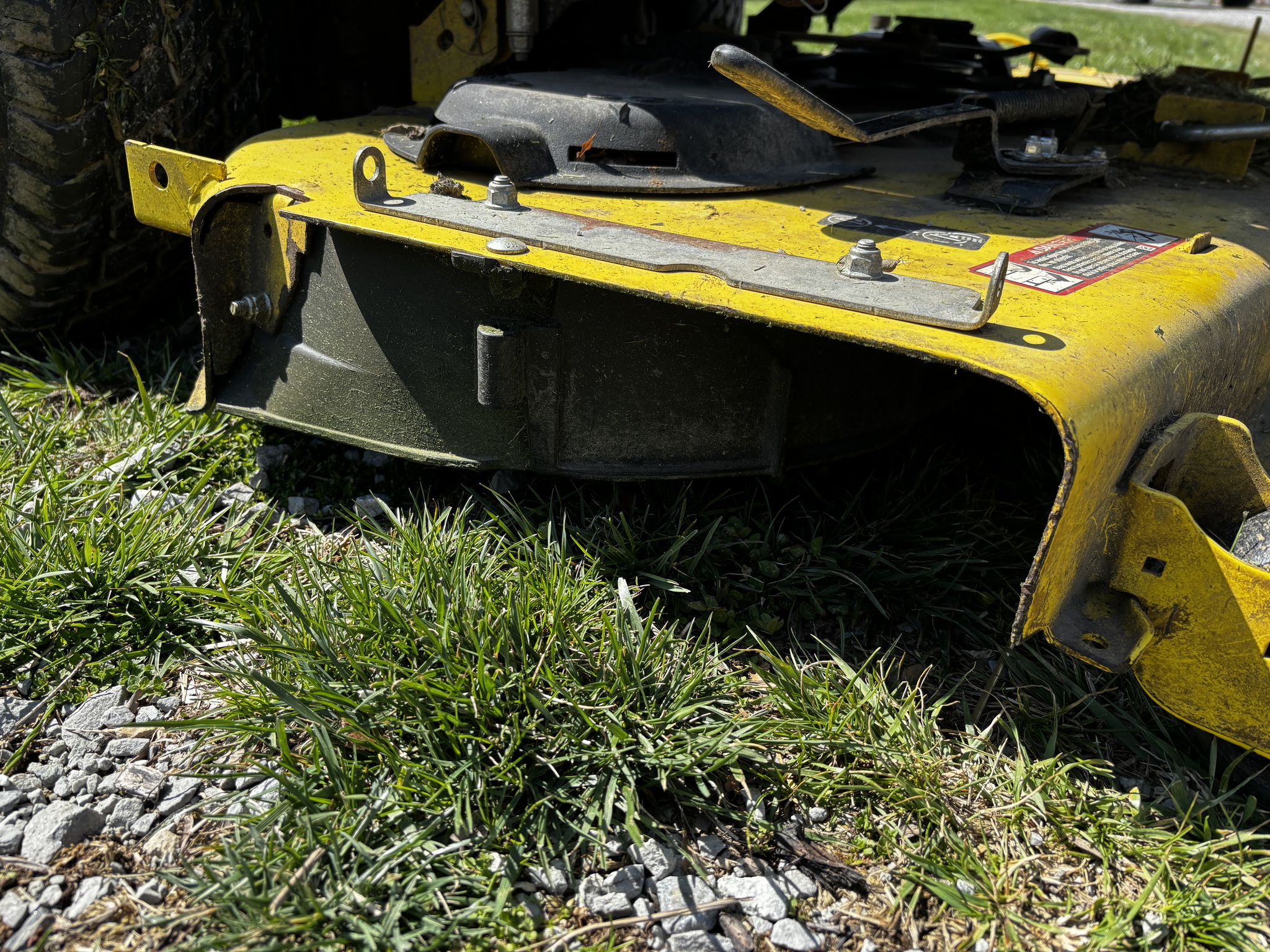 Used 2019 John Deere Z535M Zero Turn Mowers at Koenig Equipment in Tipp City, OH - PhotoXL5