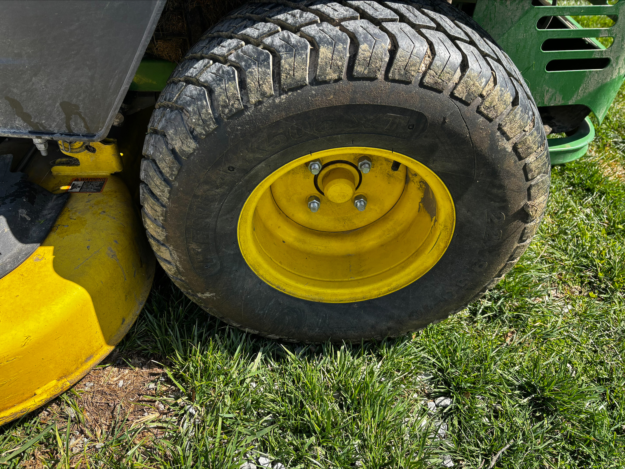 Used 2019 John Deere Z535M Zero Turn Mowers at Koenig Equipment in Tipp City, OH - PhotoXL9