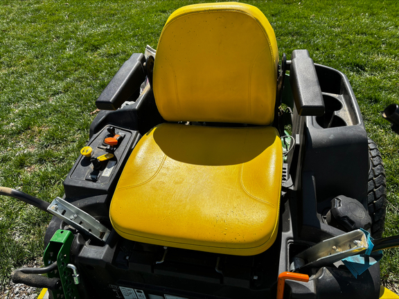 Used 2019 John Deere Z535M Zero Turn Mowers at Koenig Equipment in Tipp City, OH - Photo12