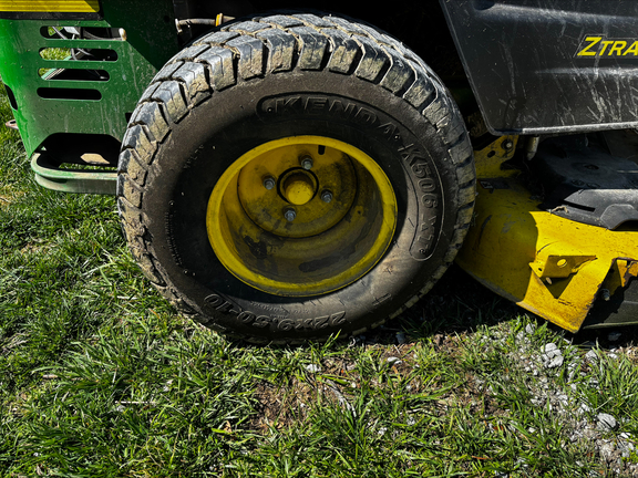 Used 2019 John Deere Z535M Zero Turn Mowers at Koenig Equipment in Tipp City, OH - Photo8