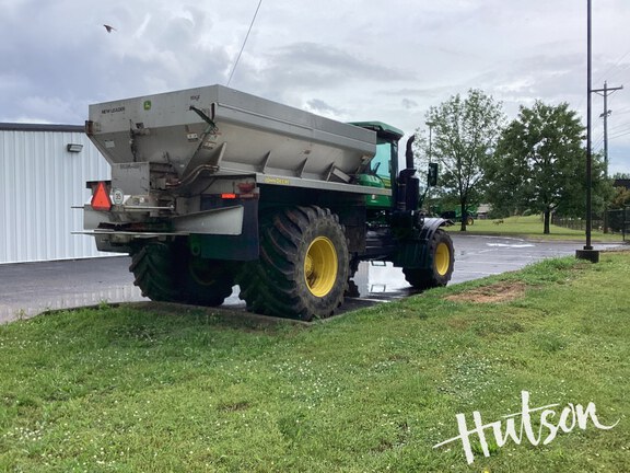 Photo of 2023 John Deere 800R
