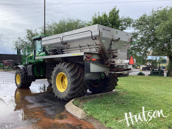 Photo of 2023 John Deere 800R