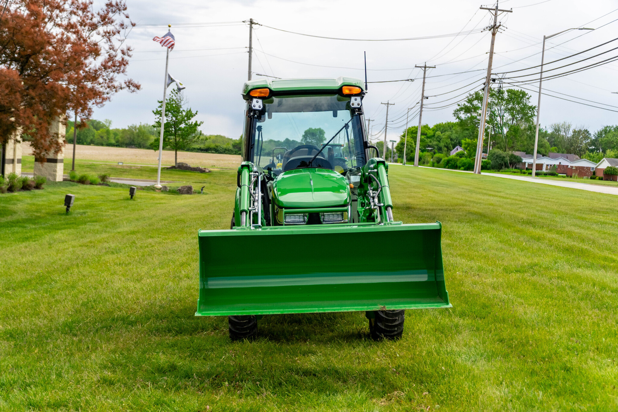 New In-Stock 2026 John Deere 3033R Compact Utility Tractors at Koenig Equipment in Tipp City, OH - PhotoXL6