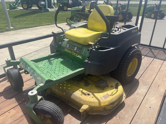 Photo of 2015 John Deere Z445