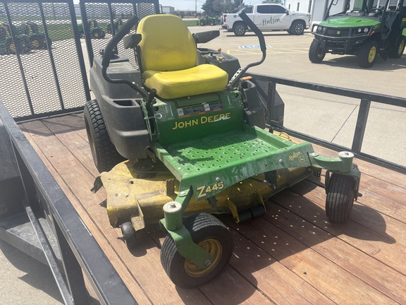 Photo of 2015 John Deere Z445