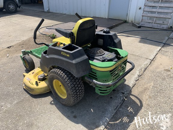 Photo of 2015 John Deere Z445