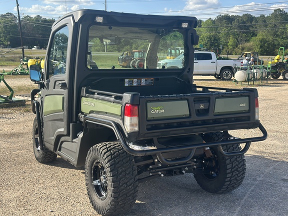 2023 John Deere XUV835R Premium Cab Photo 4