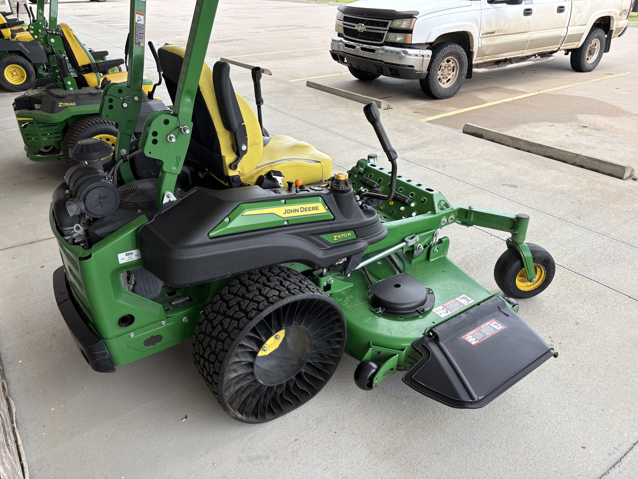 2023 John Deere Z970R Image 2
