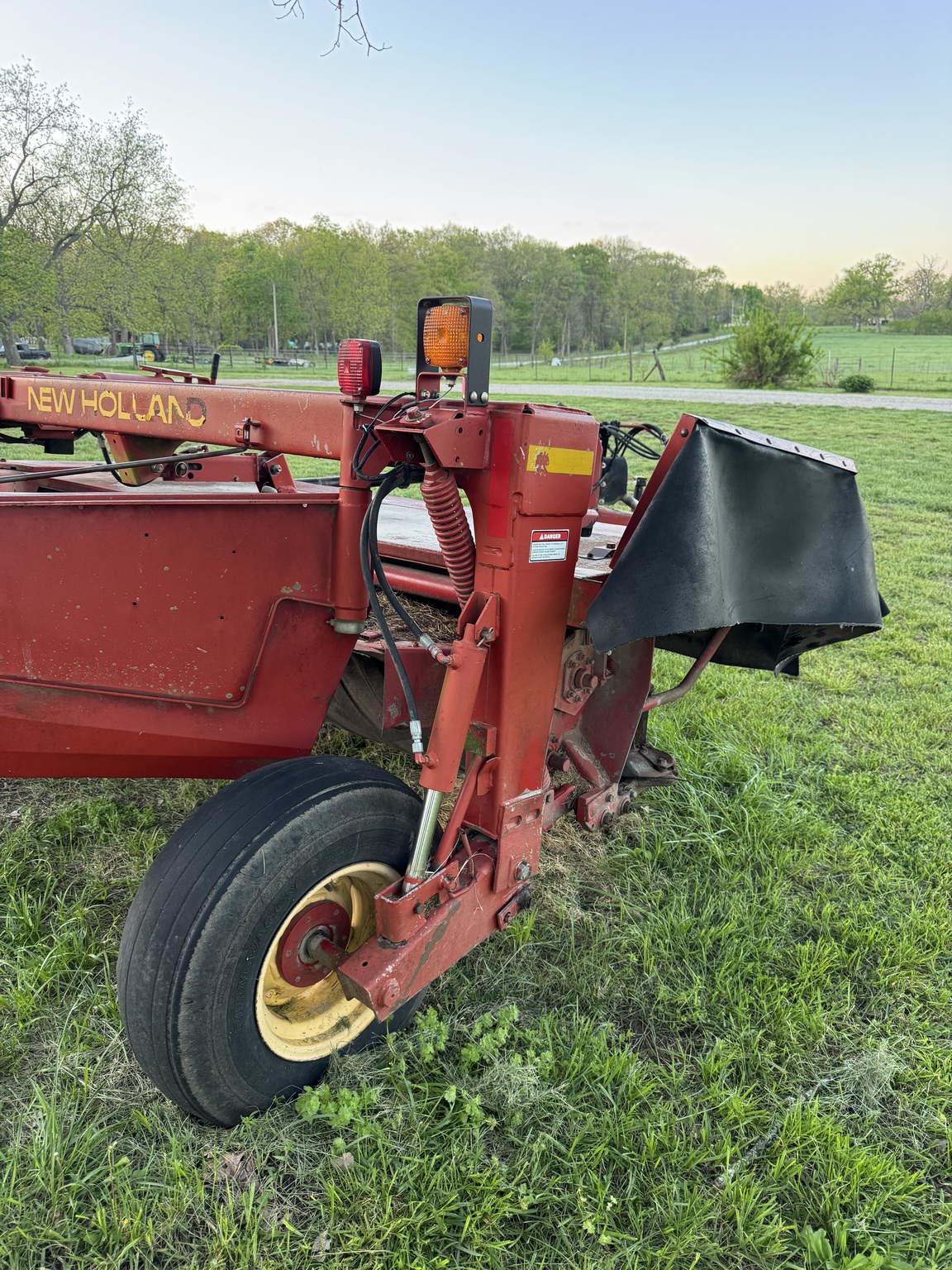  2001 New Holland 1411 at Heritage Tractor in Rogersville, MO