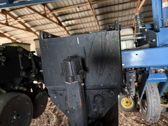 1996 Kinze 2600 - Photo16