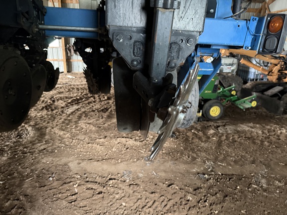 1996 Kinze 2600 - Photo15
