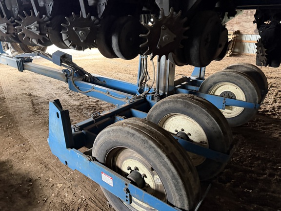 1996 Kinze 2600 - Photo11