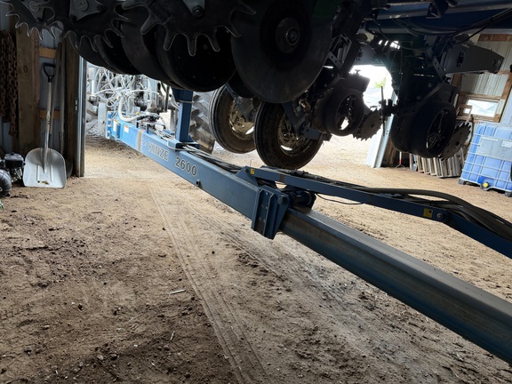 1996 Kinze 2600 - Photo13