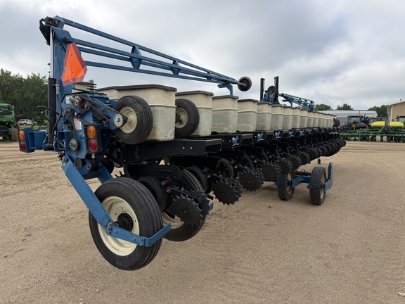 1996 Kinze 2600 - Photo5