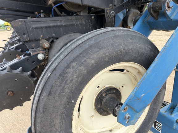 1996 Kinze 2600 - Photo9