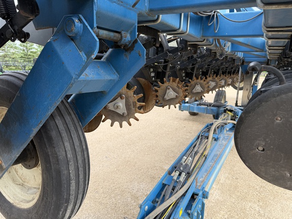 1996 Kinze 2600 - Photo18