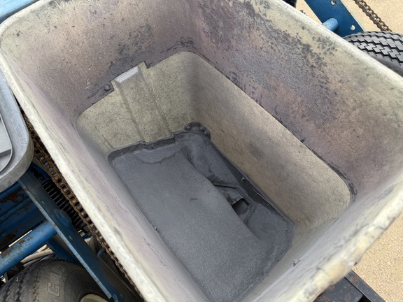 1996 Kinze 2600 - Photo25